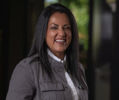 Dr. Ester Pedersen - Love To Smile Dentist