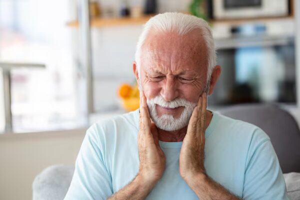 Toothache at Night in Overland Park? Here’s What to Do Until Morning